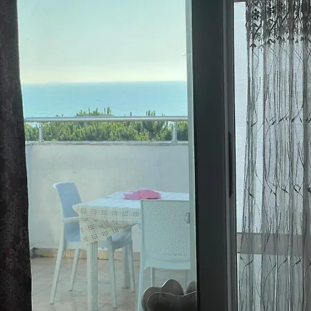 Apartment Sea View Golem (Tirana)